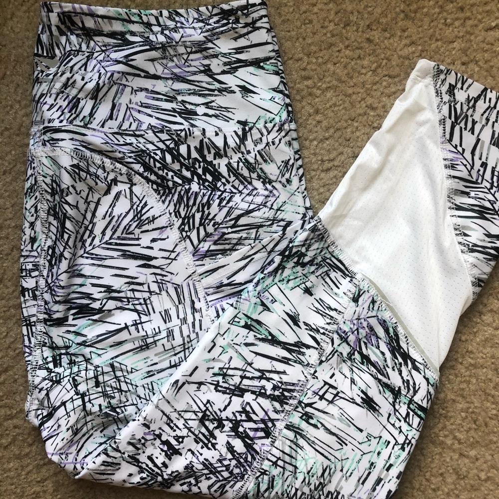 Capri workout leggings, white, teal, lavender